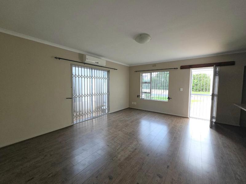 3 Bedroom Property for Sale in Sonstraal Heights Western Cape